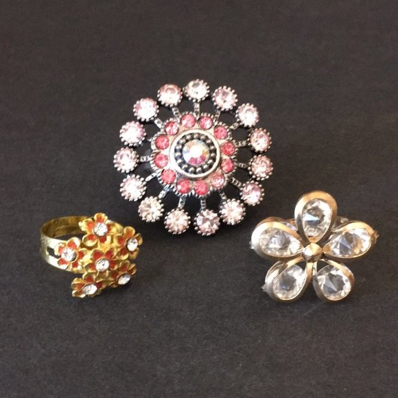 Set of 3 Rhinestone Fashion Rings - Picture 1 of 12